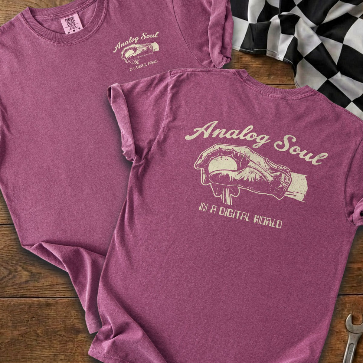 Pink t-shirt with "Analog Soul" text and a hand holding a baseball graphic.