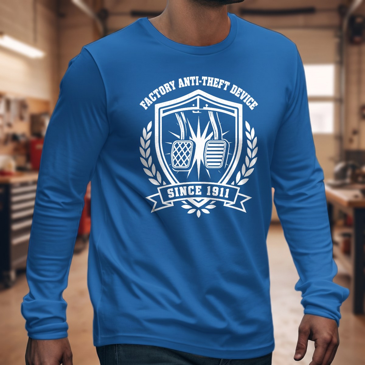 Royal | Front